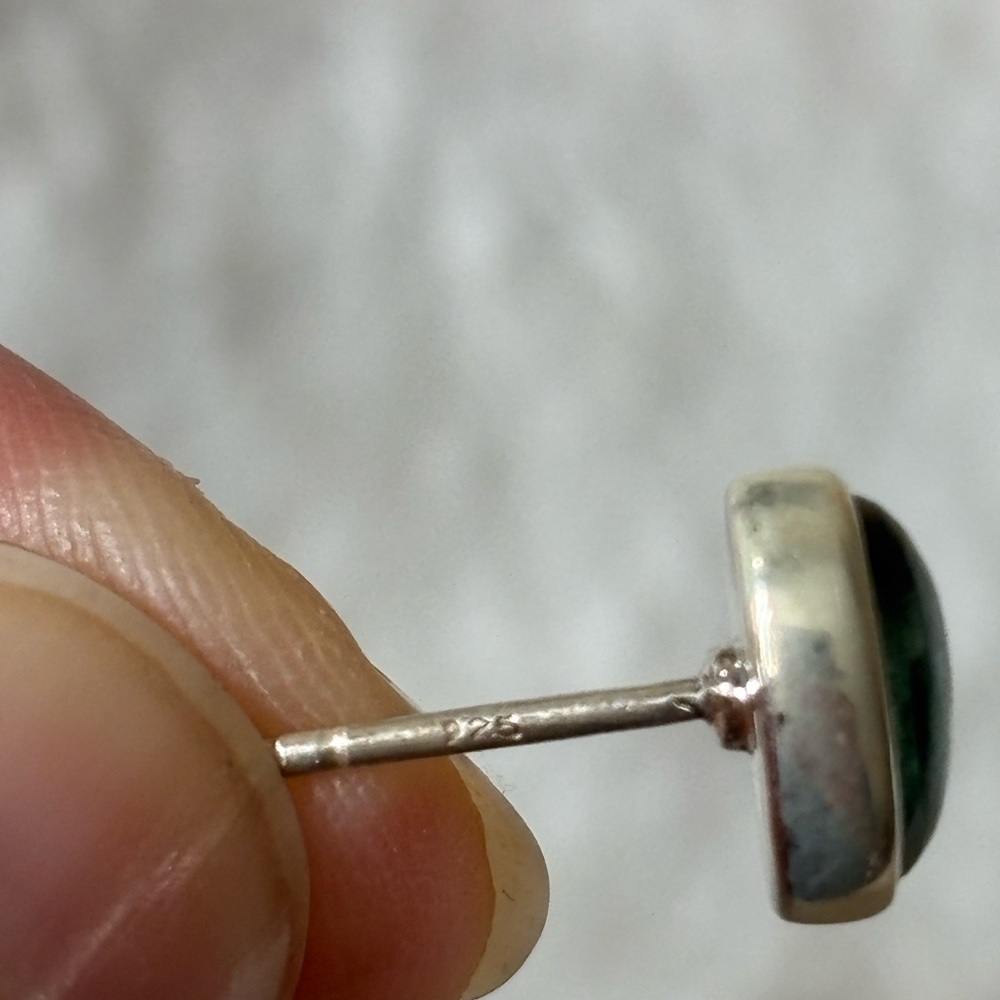NEW 7x9mm Natural Green Kyanite 925 Sterling Silver Stud Earrings - Picture 3 of 6